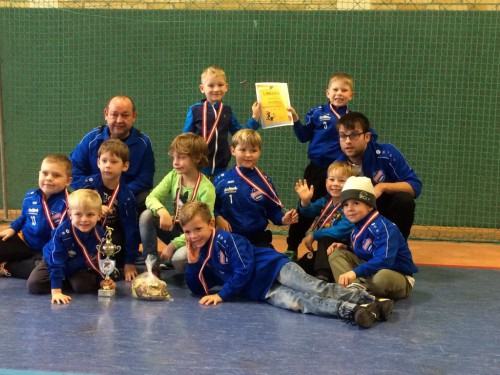 Sensationeller 2. Platz zum Auftakt in die Hallensaison!!!