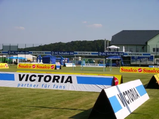 Schalke kickt Turnier 2004 in Sermuth