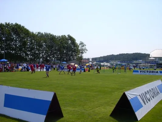 Schalke kickt Turnier 2004 in Sermuth