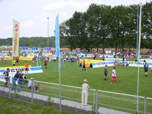 Schalke kickt Turnier 2004 in Sermuth