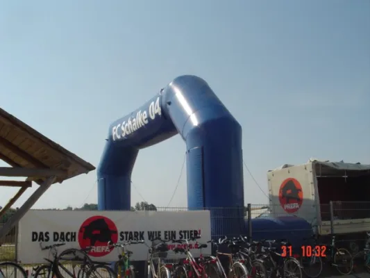 Schalke kickt Turnier 2004 in Sermuth