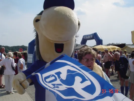 Schalke kickt Turnier 2004 in Sermuth