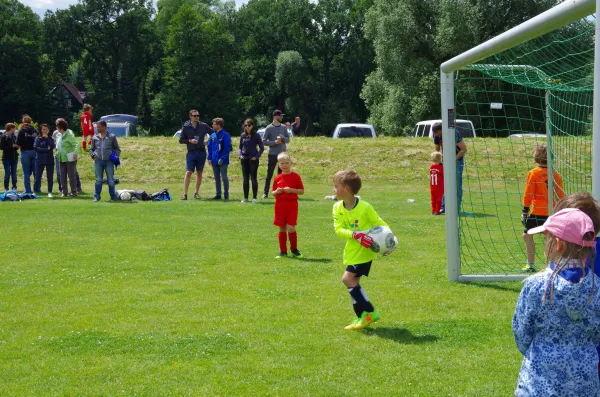 G-Jugend gegen Medizin Zschadraß 17.06.2017