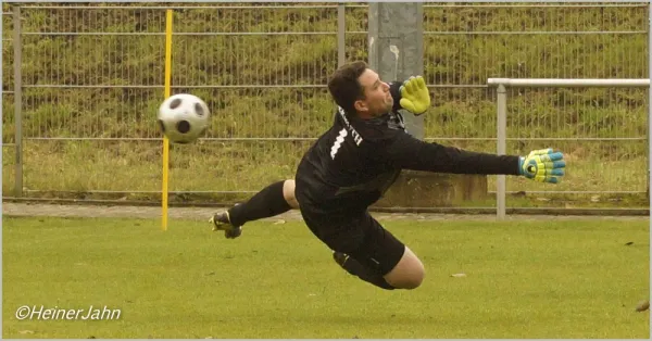 18.10.2015 SV Eintracht Sermuth II vs. Hochweitzschen II