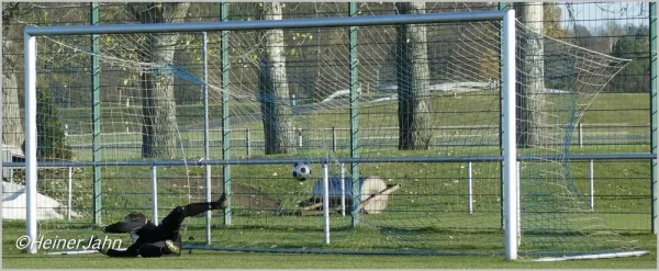 08.11.2015 SV Eintracht Sermuth II vs. SG Kössern