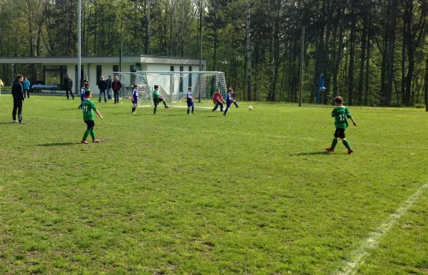 01.05.2016 Hochweitzschen vs. SG Großbothen